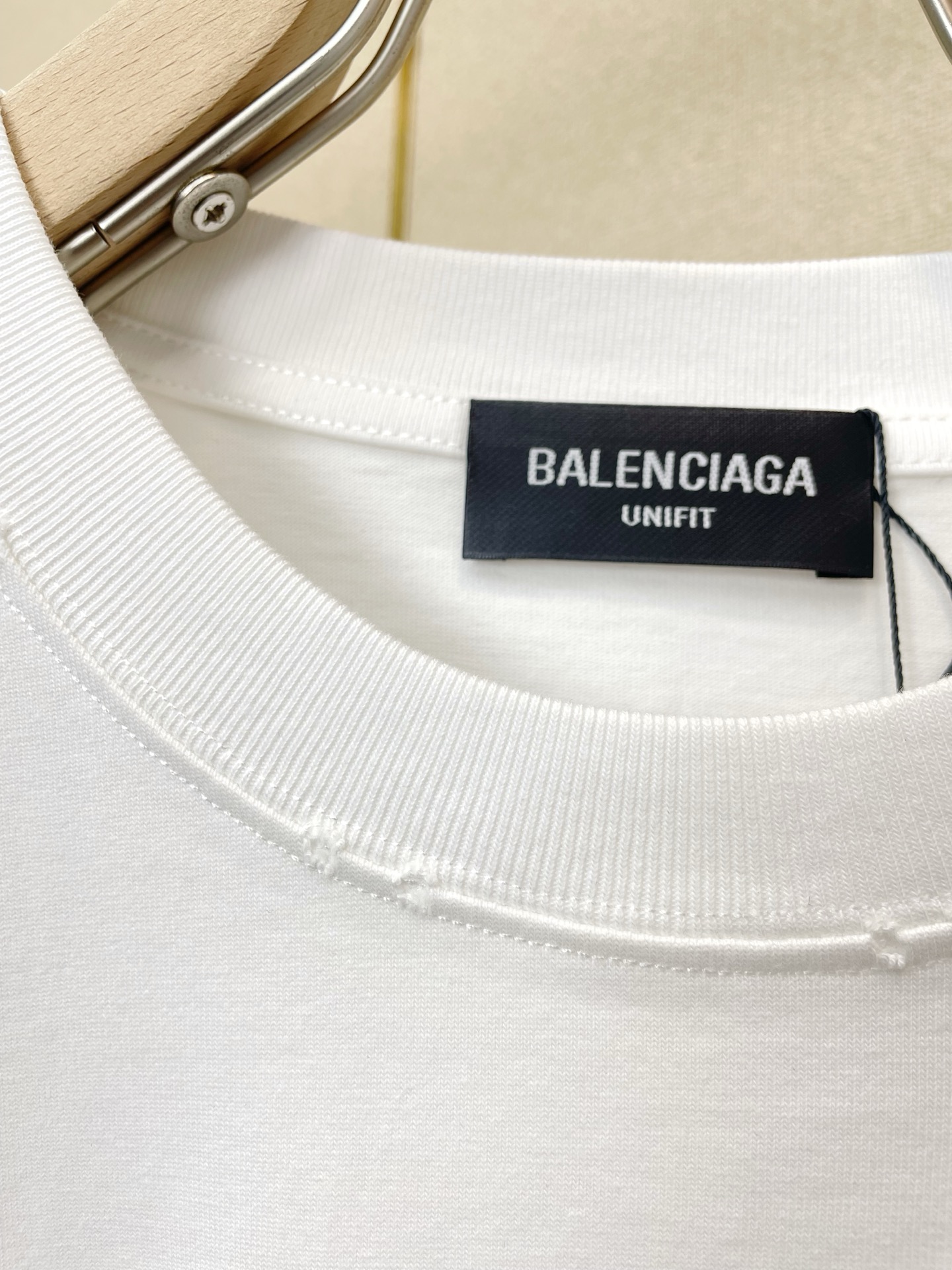 Balenciaga巴黎世家💥砸锅卖铁都要上的新款新款原单男士休闲短袖 高端定制 高端版本 时尚百搭爆款⚠️⚠️✨✨进口