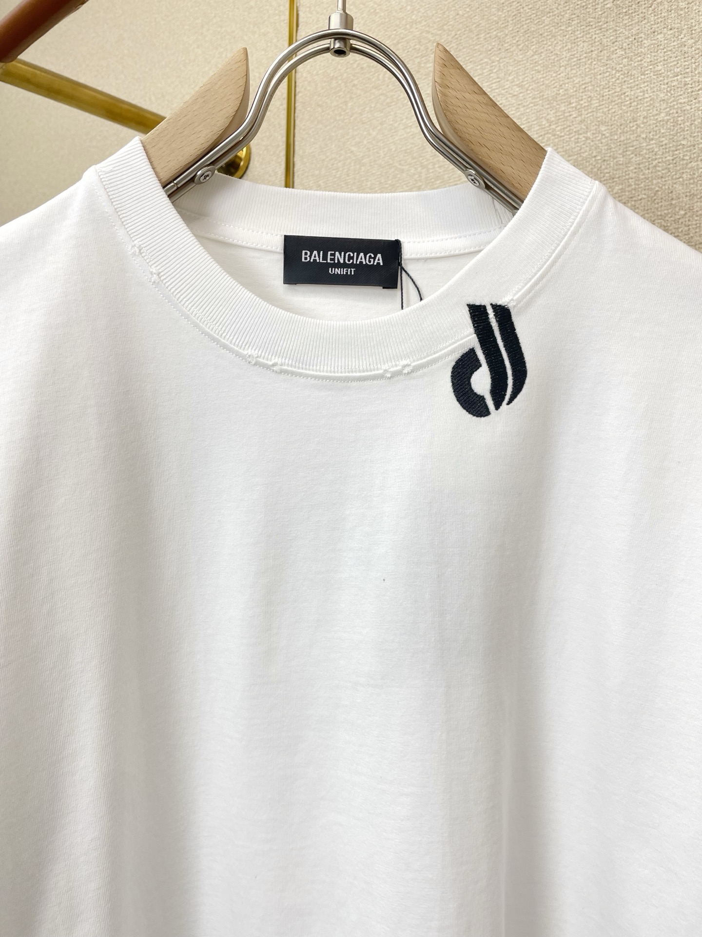 Balenciaga巴黎世家💥砸锅卖铁都要上的新款新款原单男士休闲短袖 高端定制 高端版本 时尚百搭爆款⚠️⚠️✨✨进口