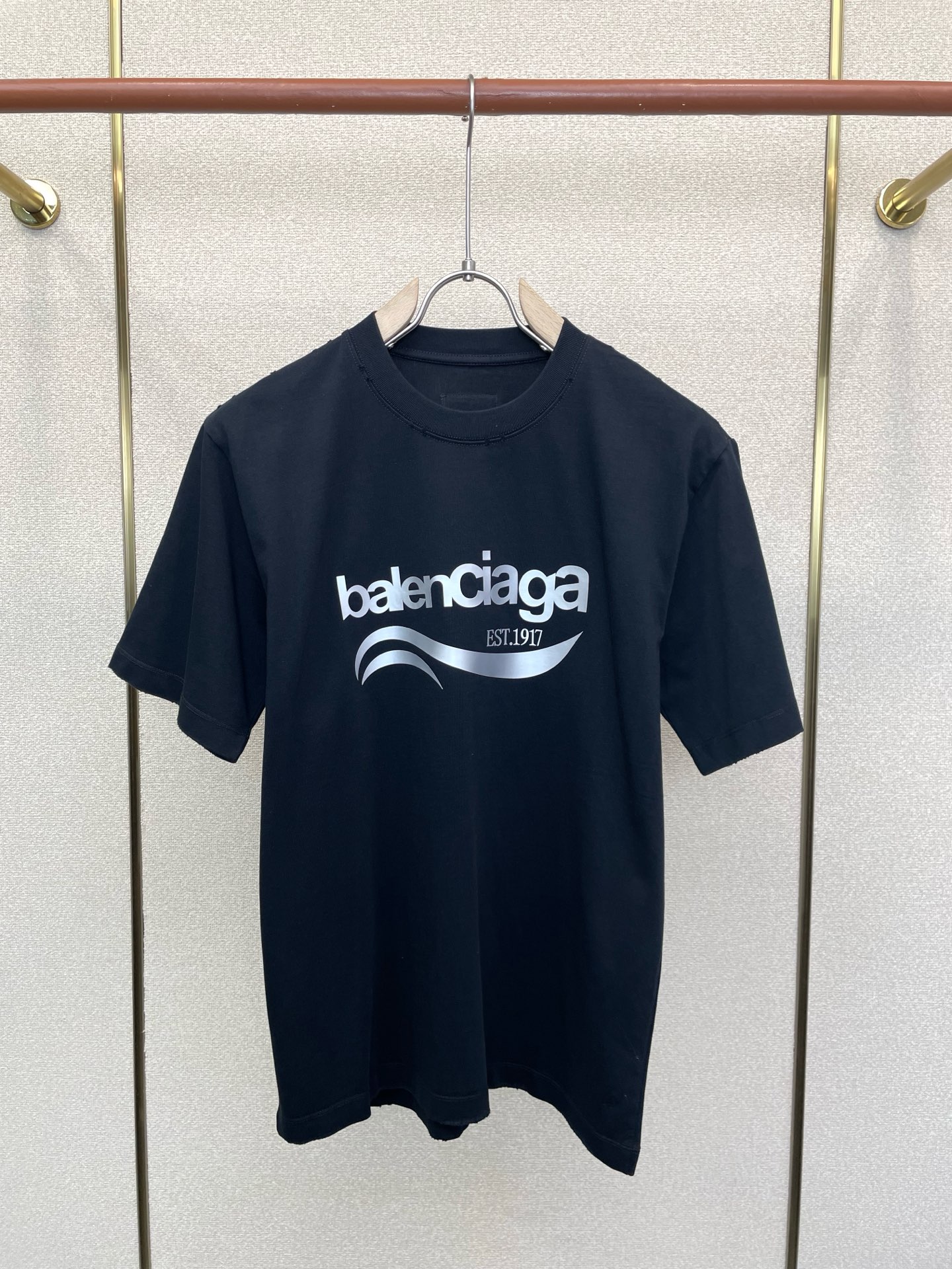 Balenciaga巴黎世家💥砸锅卖铁都要上的新款新款原单男士休闲短袖 高端定制 高端版本 时尚百搭爆款⚠️⚠️✨✨进口 Balenciaga巴黎世家💥砸锅卖铁都要上的新款新款原单男士休闲短袖 高端定制 高端版本 时尚百搭爆款⚠️⚠️✨✨进口