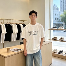 Balenciaga巴黎世家💥砸锅卖铁都要上的新款新款原单男士休闲短袖 高端定制 高端版本 时尚百搭爆款⚠️⚠️✨✨进口 Balenciaga巴黎世家💥砸锅卖铁都要上的新款新款原单男士休闲短袖 高端定制 高端版本 时尚百搭爆款⚠️⚠️✨✨进口