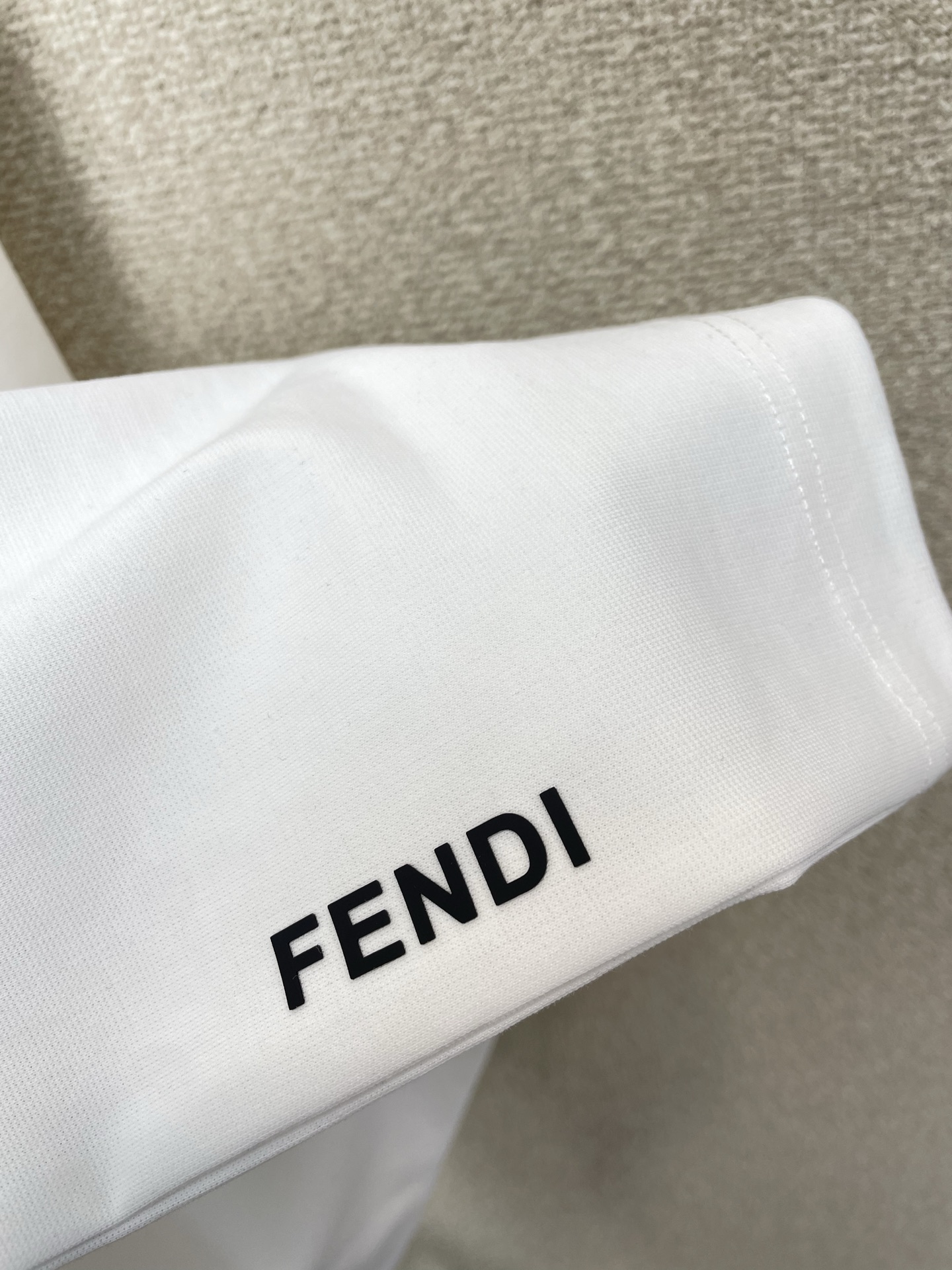 FENDI芬迪💥砸锅卖铁都要上的新款新款原单男士休闲长袖 高端定制 高端版本 时尚百搭爆款⚠️⚠️✨✨进口面料 手感超柔