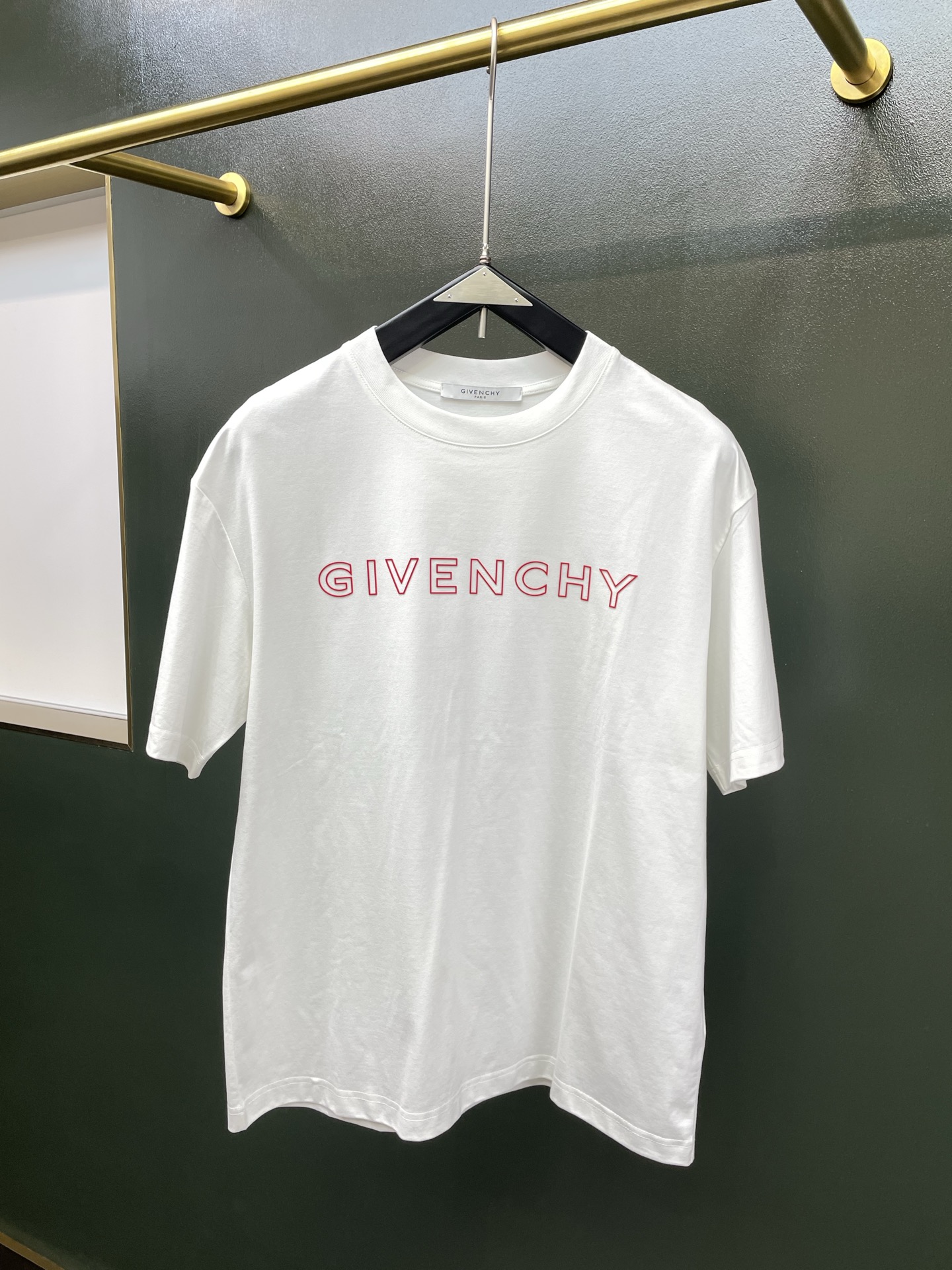 Givenchy纪梵希💥砸锅卖铁都要上的新款新款原单男士休闲短袖 高端定制 高端版本 时尚百搭爆款⚠️⚠️✨✨进口面料 