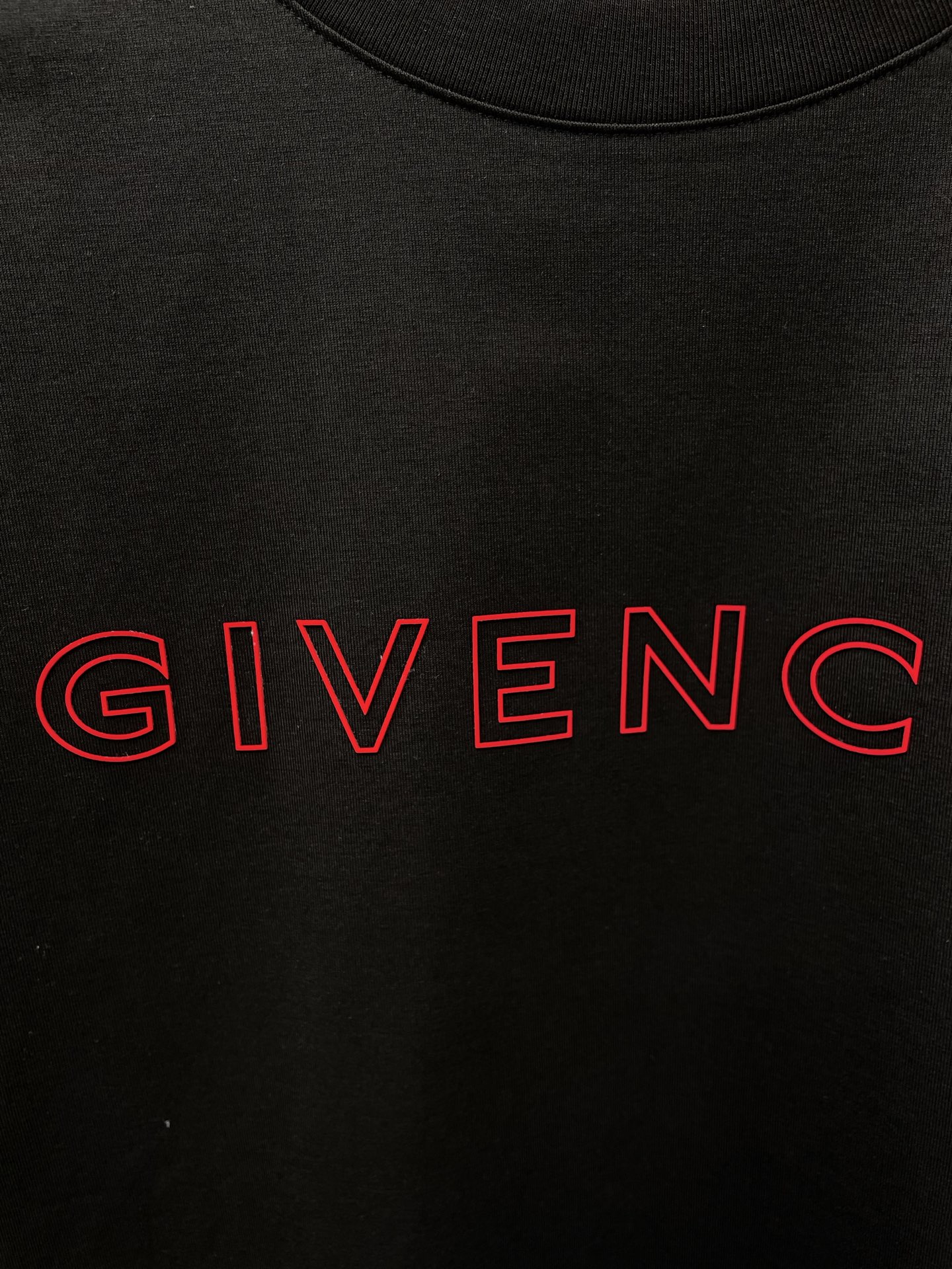 Givenchy纪梵希💥砸锅卖铁都要上的新款新款原单男士休闲短袖 高端定制 高端版本 时尚百搭爆款⚠️⚠️✨✨进口面料 