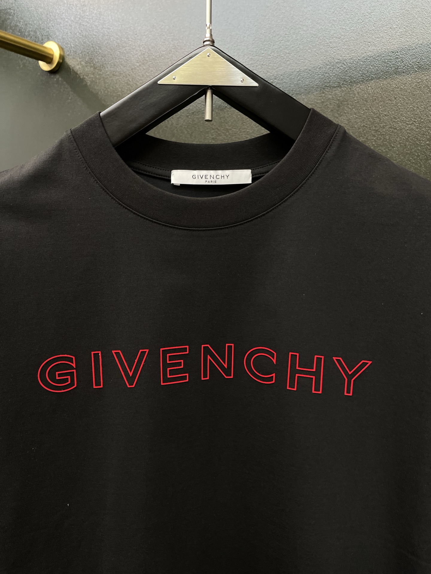 Givenchy纪梵希💥砸锅卖铁都要上的新款新款原单男士休闲短袖 高端定制 高端版本 时尚百搭爆款⚠️⚠️✨✨进口面料 