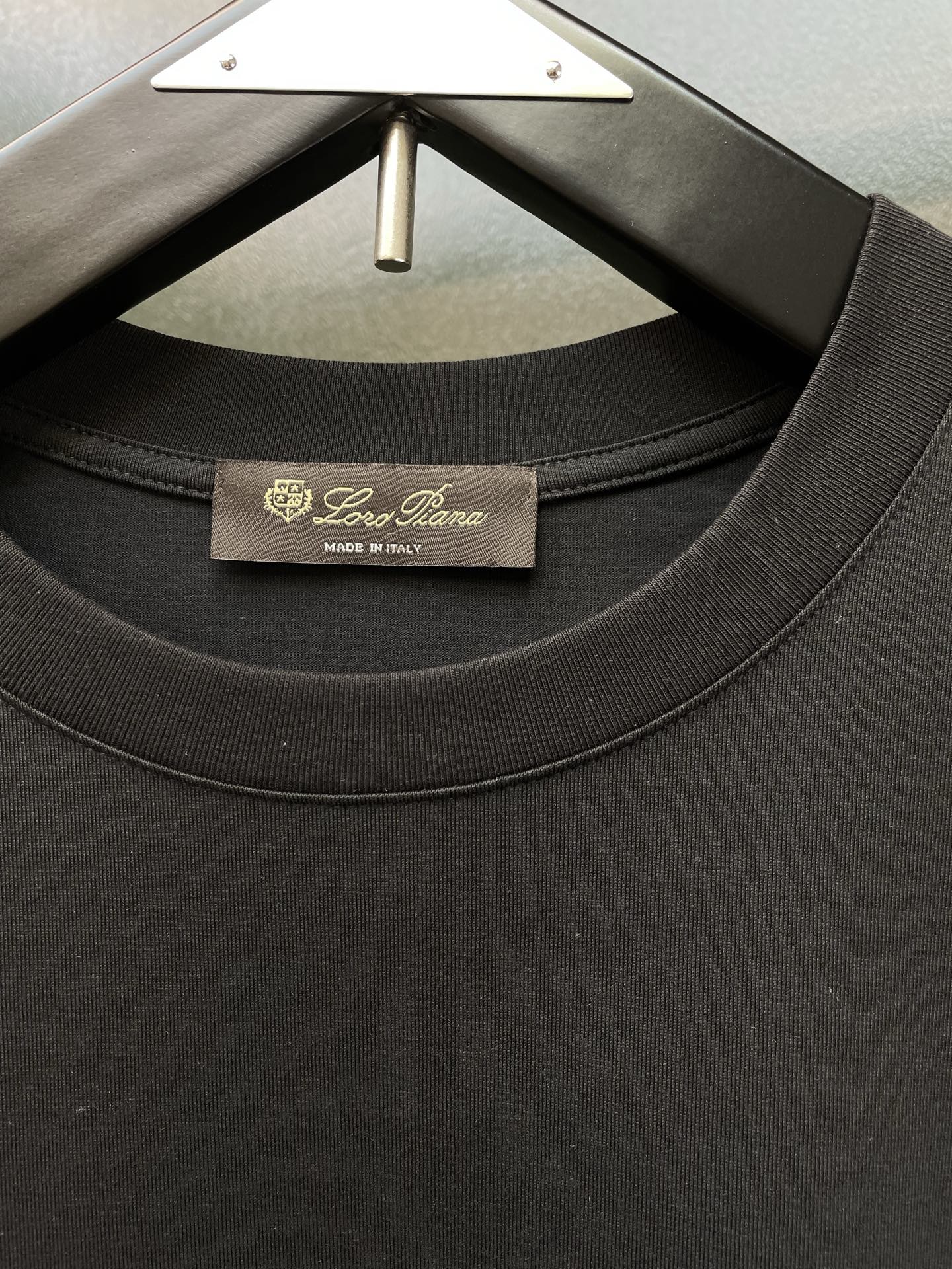Loro piana-Loro Piana诺悠翩雅💥砸锅卖铁都要上的新款新款原单男士休闲短袖 高端定制 高端版本 时尚百