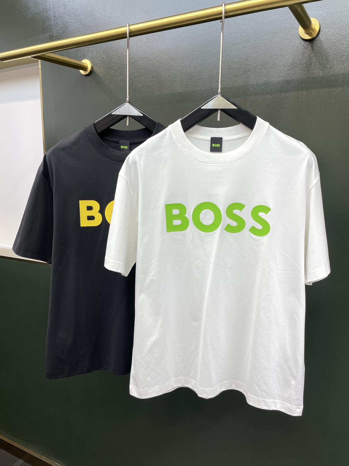 BOSS💥砸锅卖铁都要上的新款新款原单男士休闲短袖 高端定制 高端版本 时尚百搭爆款⚠️⚠️✨✨进口面料 手感超柔软细腻