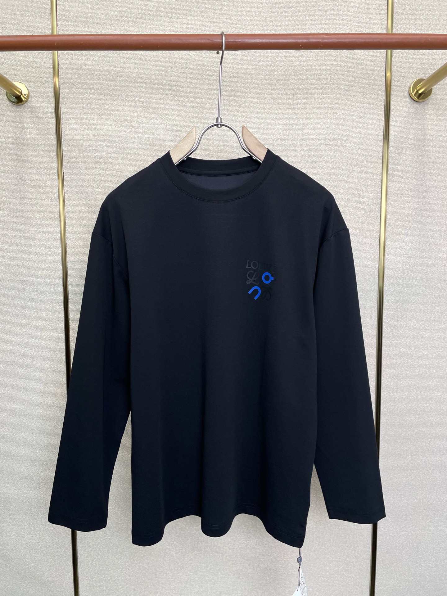 LOEWE罗意威💥砸锅卖铁都要上的新款新款原单男士休闲长袖 高端定制 高版本 时尚百搭爆款⚠️⚠️✨✨进口面料 手感超柔