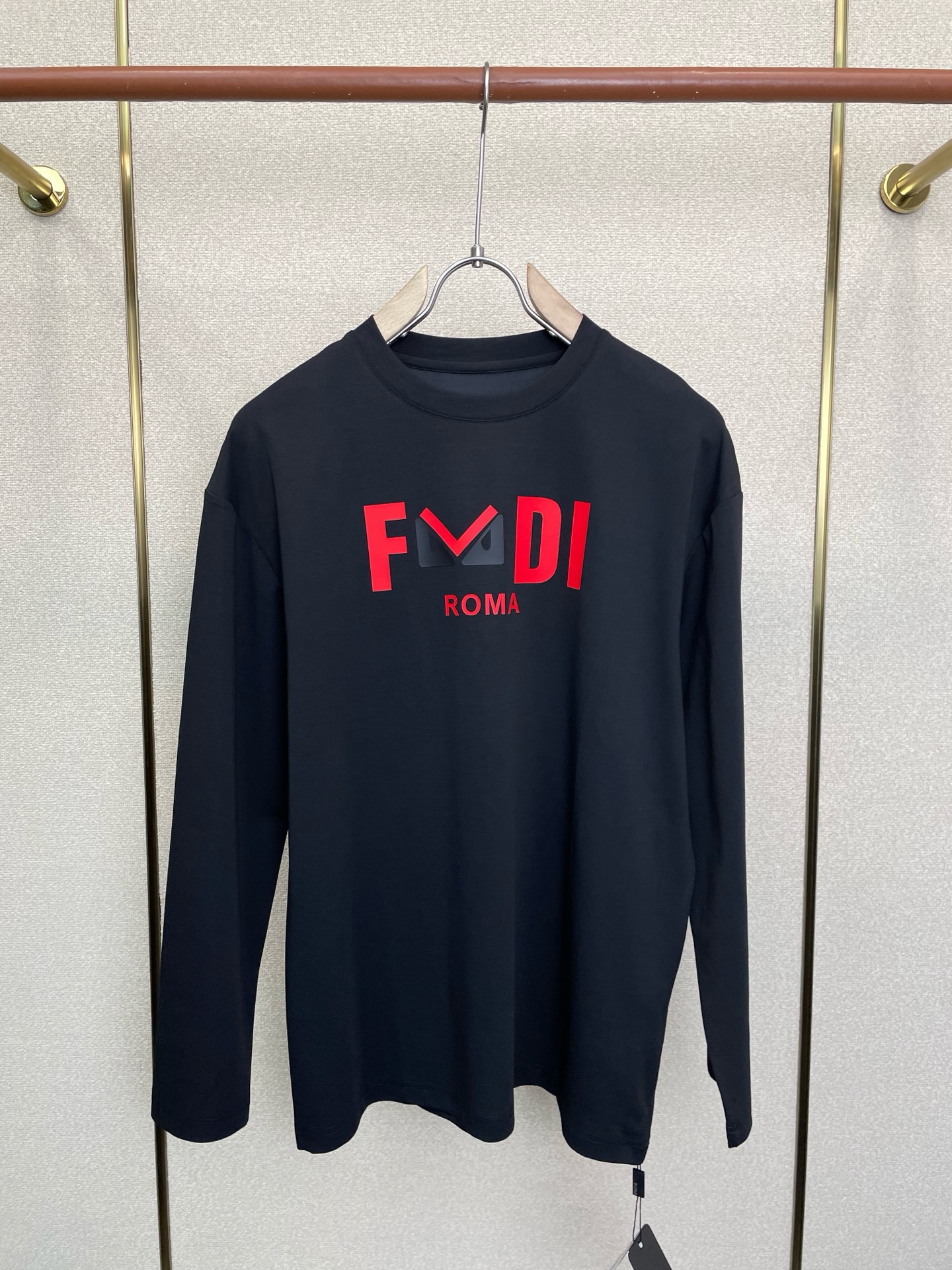 FENDI芬迪💥砸锅卖铁都要上的新款新款原单男士休闲长袖 高端定制 高版本 时尚百搭爆款⚠️⚠️✨✨进口面料 手感超柔软