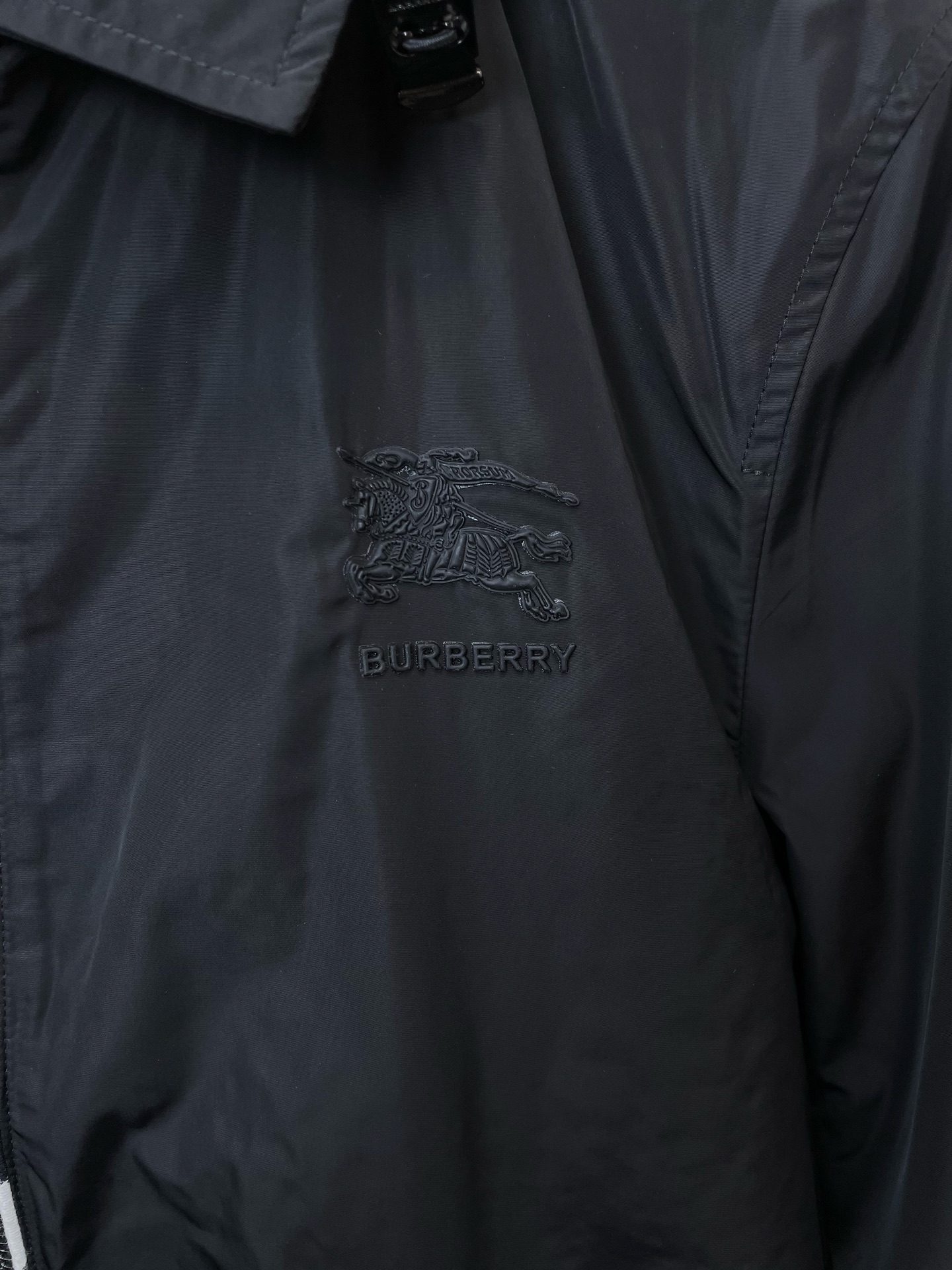 Burberry巴宝莉💥砸锅卖铁都要上的新款新款原单男士休闲夹克外套 高端定制 高端版本 时尚百搭爆款⚠️⚠️✨✨进口面 Burberry巴宝莉💥砸锅卖铁都要上的新款新款原单男士休闲夹克外套 高端定制 高端版本 时尚百搭爆款⚠️⚠️✨✨进口面