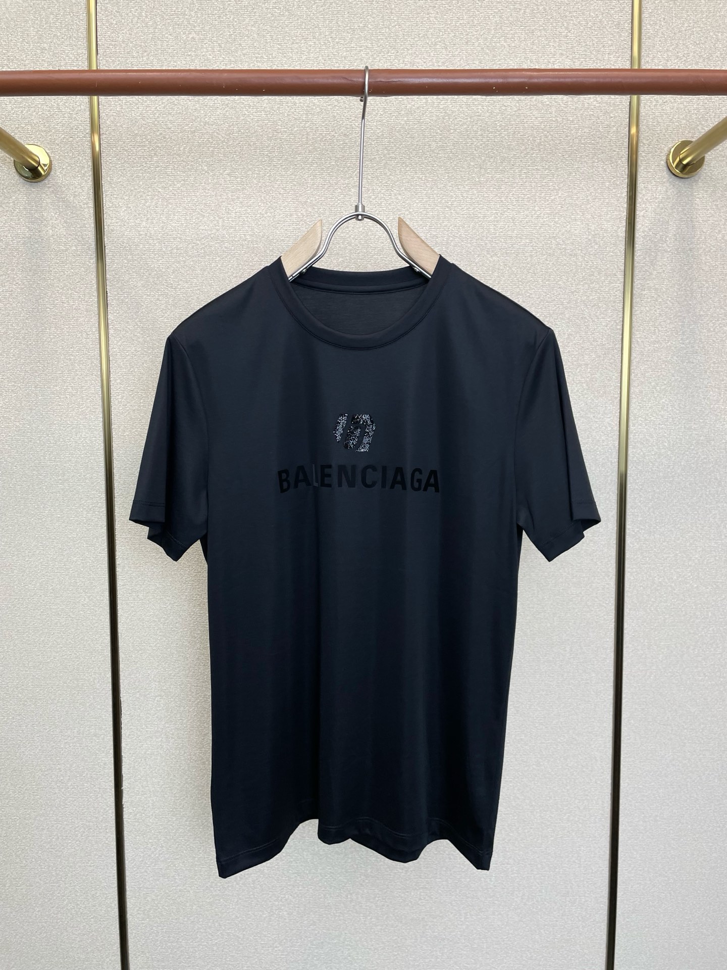 Balenciaga巴黎世家💥砸锅卖铁都要上的新款新款原单男士休闲短袖 高端定制 高端版本 时尚百搭爆款⚠️⚠️✨✨进口