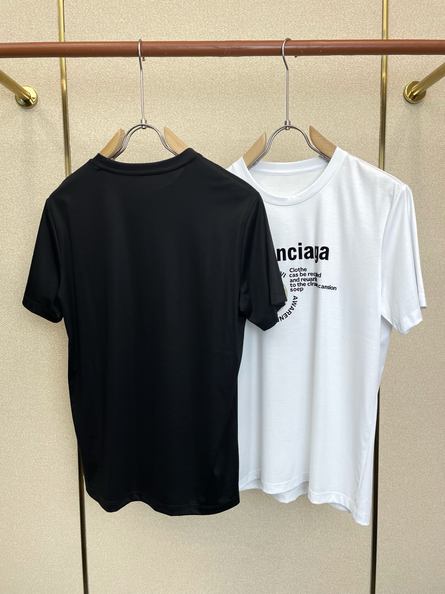 Balenciaga巴黎世家💥砸锅卖铁都要上的新款新款原单男士休闲短袖 高端定制 高端版本 时尚百搭爆款⚠️⚠️✨✨进口