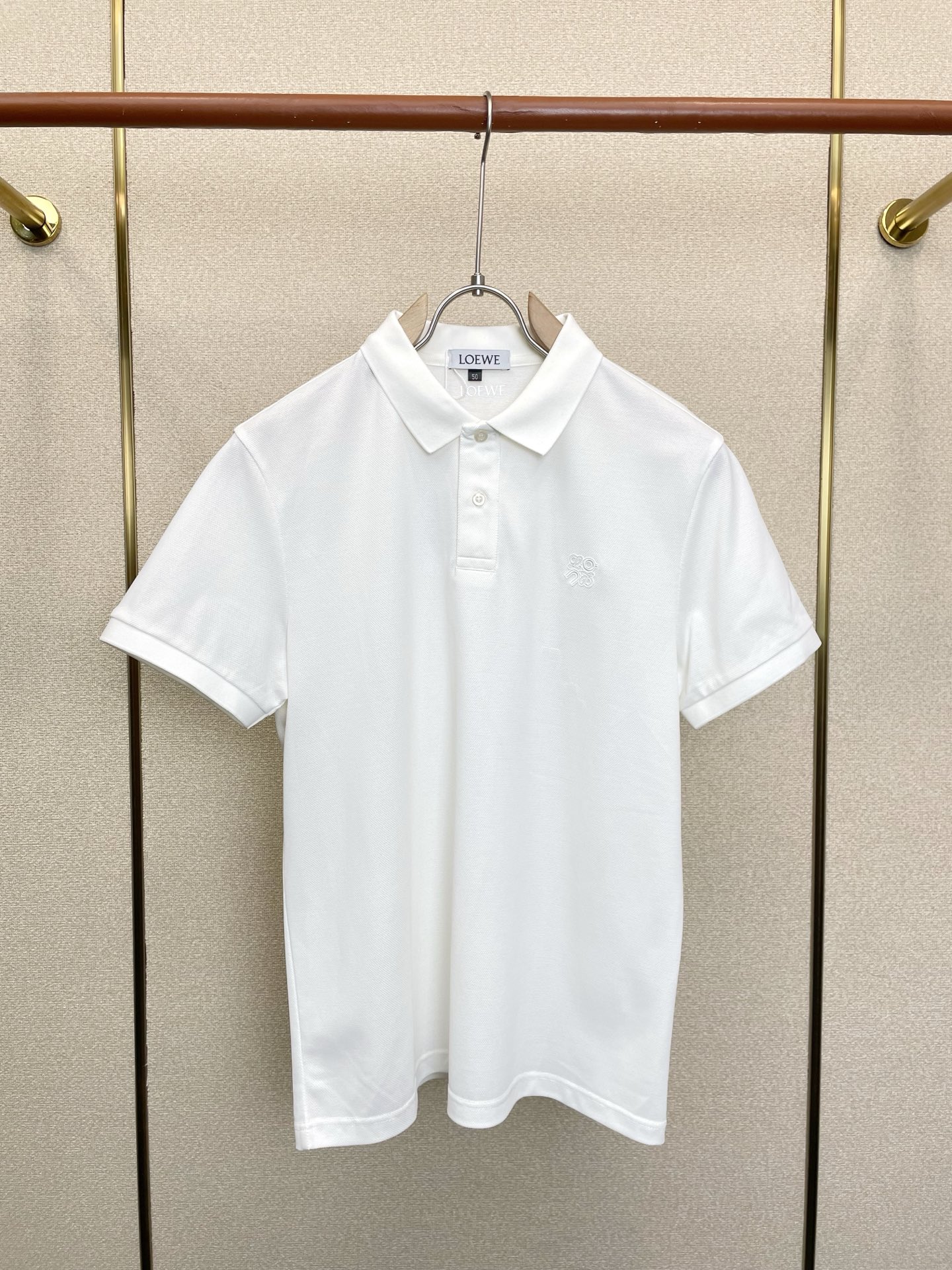 LOEWE罗意威💥砸锅卖铁都要上的新款新款原单男士休闲短袖 高端定制 高端版本 时尚百搭爆款⚠️⚠️✨✨进口面料 手感超