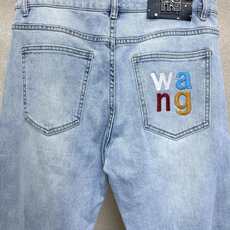 Alexanderwang亚历山大王💥砸锅卖铁都要上的新款新款休闲牛仔裤👖高端版本 专柜定制面料 透气舒适度高,细节无可 Alexanderwang亚历山大王💥砸锅卖铁都要上的新款新款休闲牛仔裤👖高端版本 专柜定制面料 透气舒适度高,细节无可