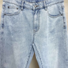 Alexanderwang亚历山大王💥砸锅卖铁都要上的新款新款休闲牛仔裤👖高端版本 专柜定制面料 透气舒适度高,细节无可 Alexanderwang亚历山大王💥砸锅卖铁都要上的新款新款休闲牛仔裤👖高端版本 专柜定制面料 透气舒适度高,细节无可