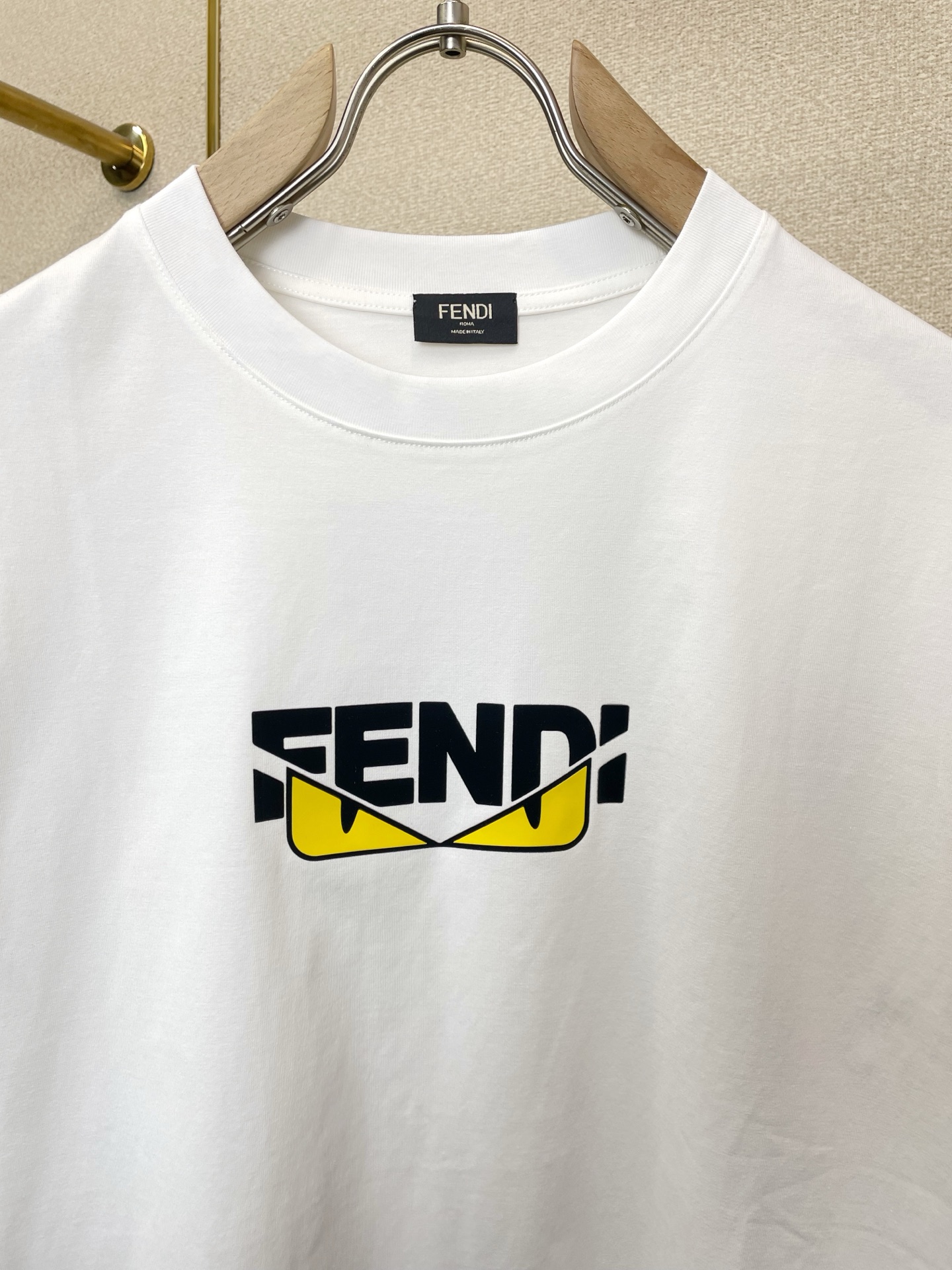 FENDI芬迪💥砸锅卖铁都要上的新款新款原单男士休闲短袖 高端定制 高端版本 时尚百搭爆款⚠️⚠️✨✨进口面料 手感超柔