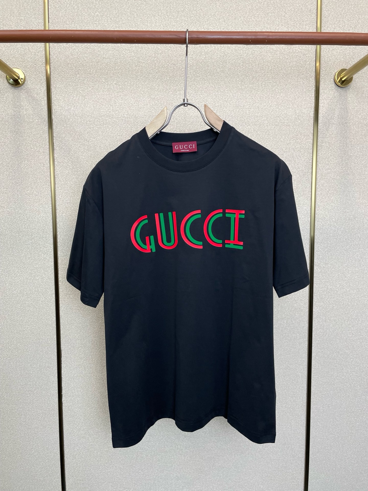 Gucci古驰💥砸锅卖铁都要上的新款新款原单男士休闲短袖 高端定制 高端版本 时尚百搭爆款⚠️⚠️✨✨进口面料 手感超柔
