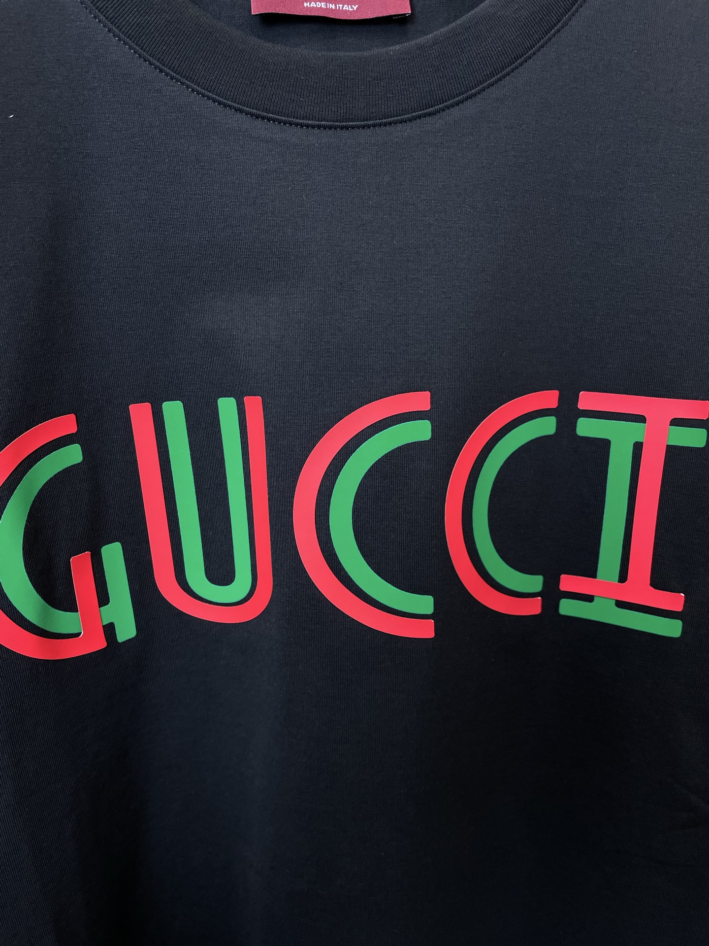 Gucci古驰💥砸锅卖铁都要上的新款新款原单男士休闲短袖 高端定制 高端版本 时尚百搭爆款⚠️⚠️✨✨进口面料 手感超柔