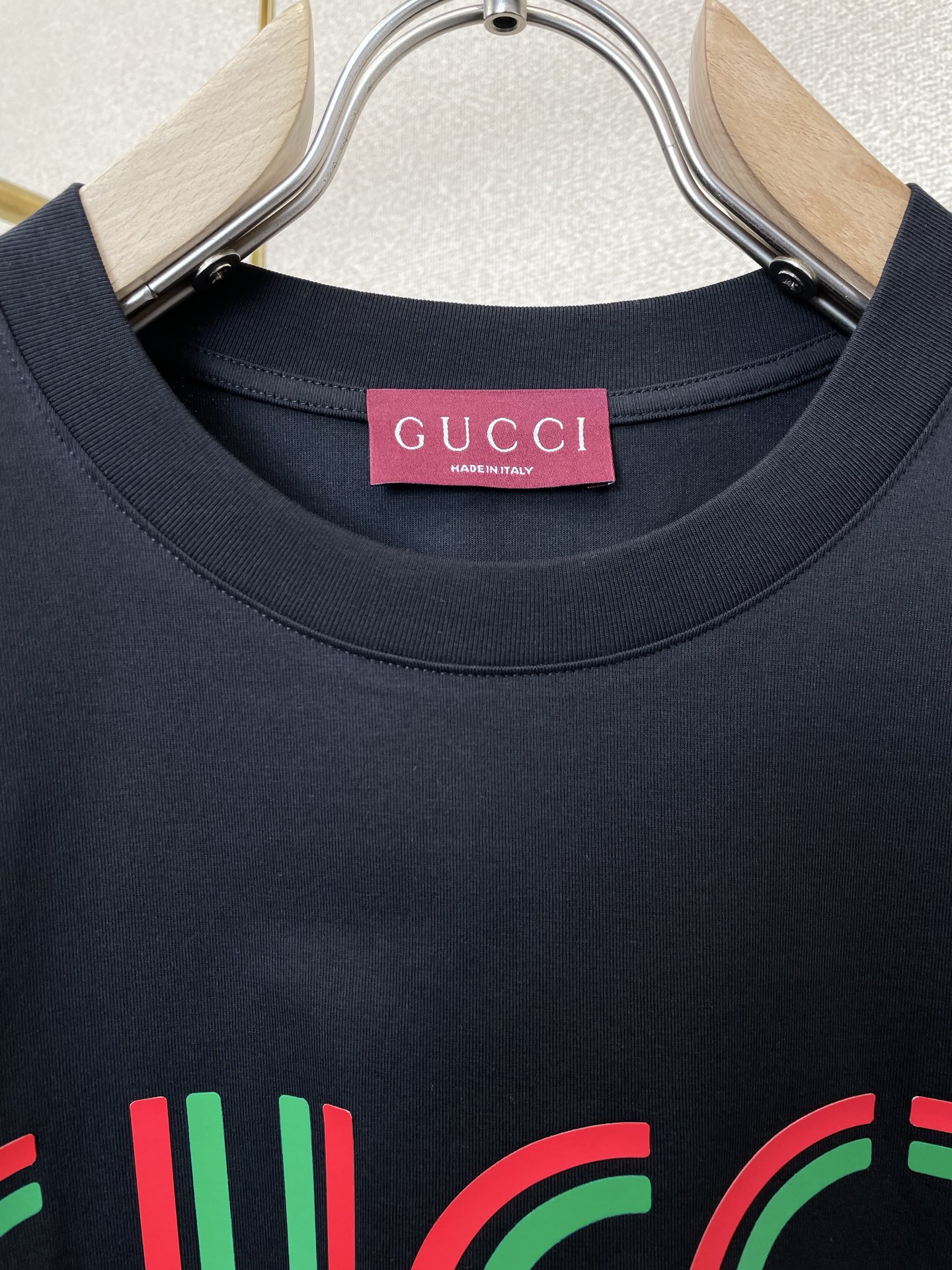 Gucci古驰💥砸锅卖铁都要上的新款新款原单男士休闲短袖 高端定制 高端版本 时尚百搭爆款⚠️⚠️✨✨进口面料 手感超柔