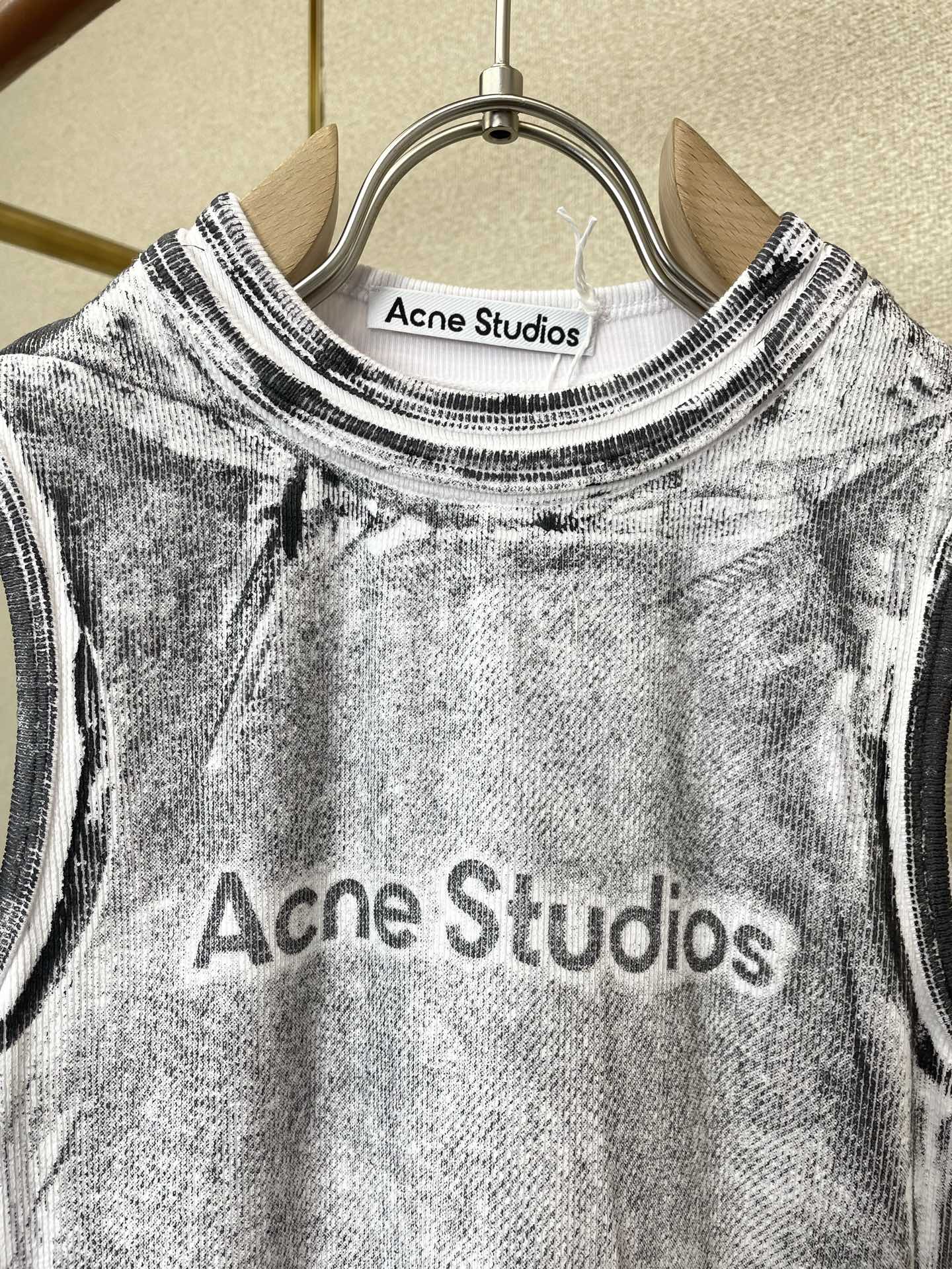 Acne Studios👚砸锅卖铁都要上的新款👚新款女装休闲做旧背心 高端版本！独特设计 专柜定制面料 透气舒适度高，细