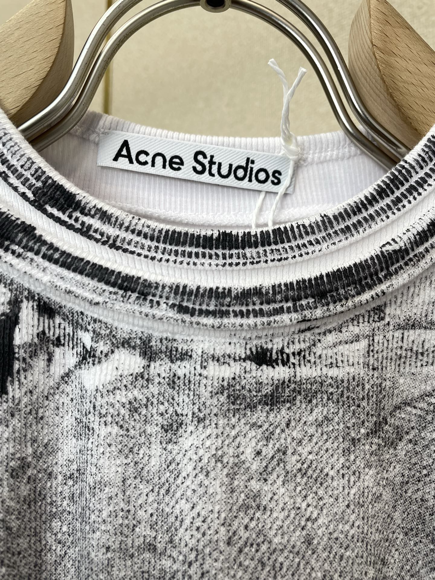 Acne Studios👚砸锅卖铁都要上的新款👚新款女装休闲做旧背心 高端版本！独特设计 专柜定制面料 透气舒适度高，细