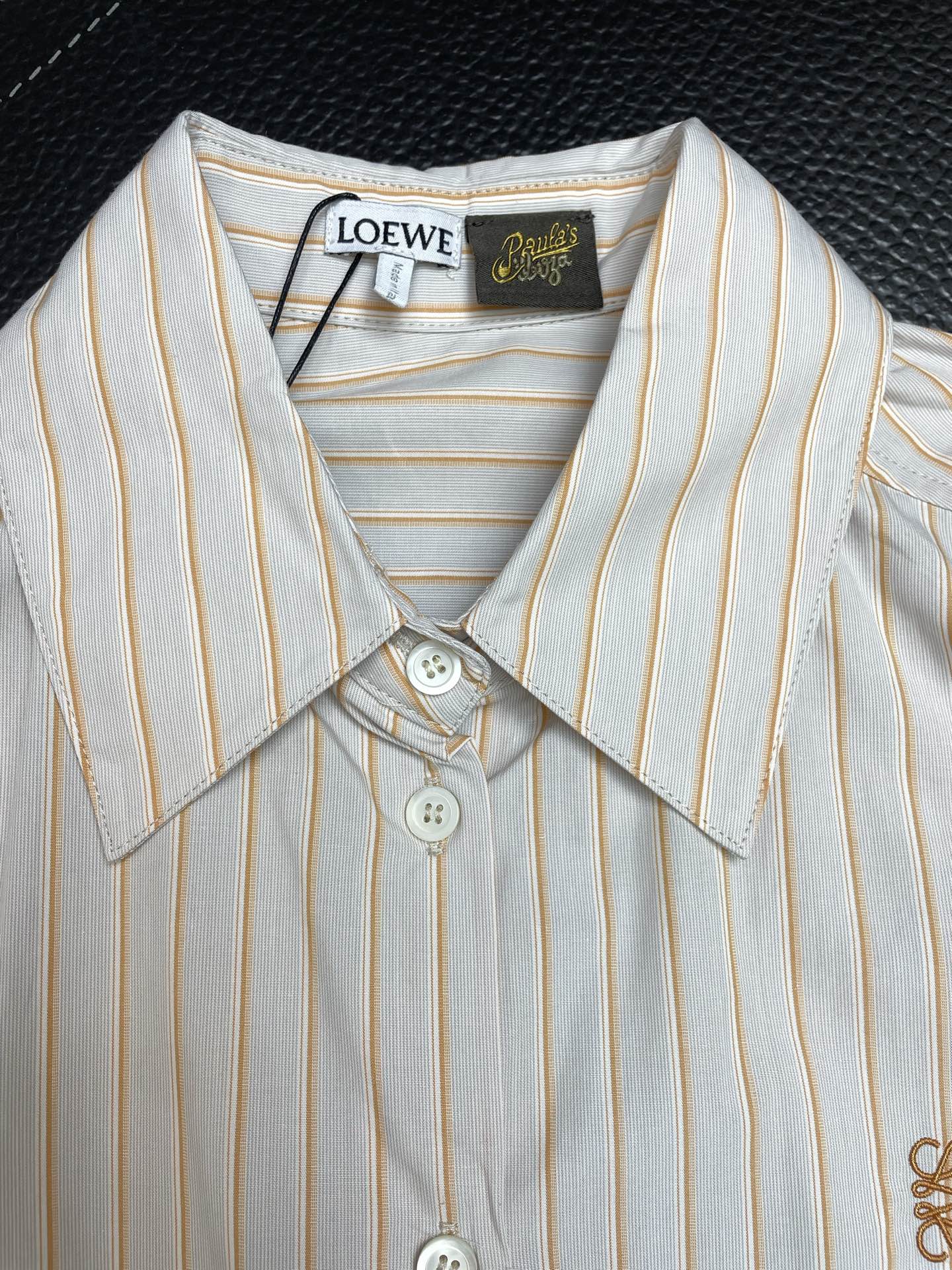 LOEWE罗意威👚砸锅卖铁都要上的新款👚新款女装休闲衬衫 高端版本！独特设计 专柜定制面料 透气舒适度高，细节无可挑剔，
