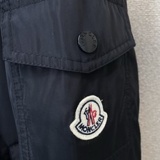 Moncler蒙口💥砸锅卖铁都要上的新款新款原单男士休闲连帽夹克 高端定制 高端版本 时尚百搭爆款⚠️⚠️✨✨进口面料 Moncler蒙口💥砸锅卖铁都要上的新款新款原单男士休闲连帽夹克 高端定制 高端版本 时尚百搭爆款⚠️⚠️✨✨进口面料