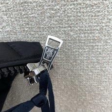 Moncler蒙口💥砸锅卖铁都要上的新款新款原单男士休闲连帽夹克 高端定制 高端版本 时尚百搭爆款⚠️⚠️✨✨进口面料 Moncler蒙口💥砸锅卖铁都要上的新款新款原单男士休闲连帽夹克 高端定制 高端版本 时尚百搭爆款⚠️⚠️✨✨进口面料