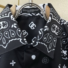 Dolce&Gabbana杜嘉班纳💥砸锅卖铁都要上的新款新款男士休闲衬衫 高端定制 高端版本 时尚百搭爆款⚠️⚠️✨✨进 Dolce&Gabbana杜嘉班纳💥砸锅卖铁都要上的新款新款男士休闲衬衫 高端定制 高端版本 时尚百搭爆款⚠️⚠️✨✨进