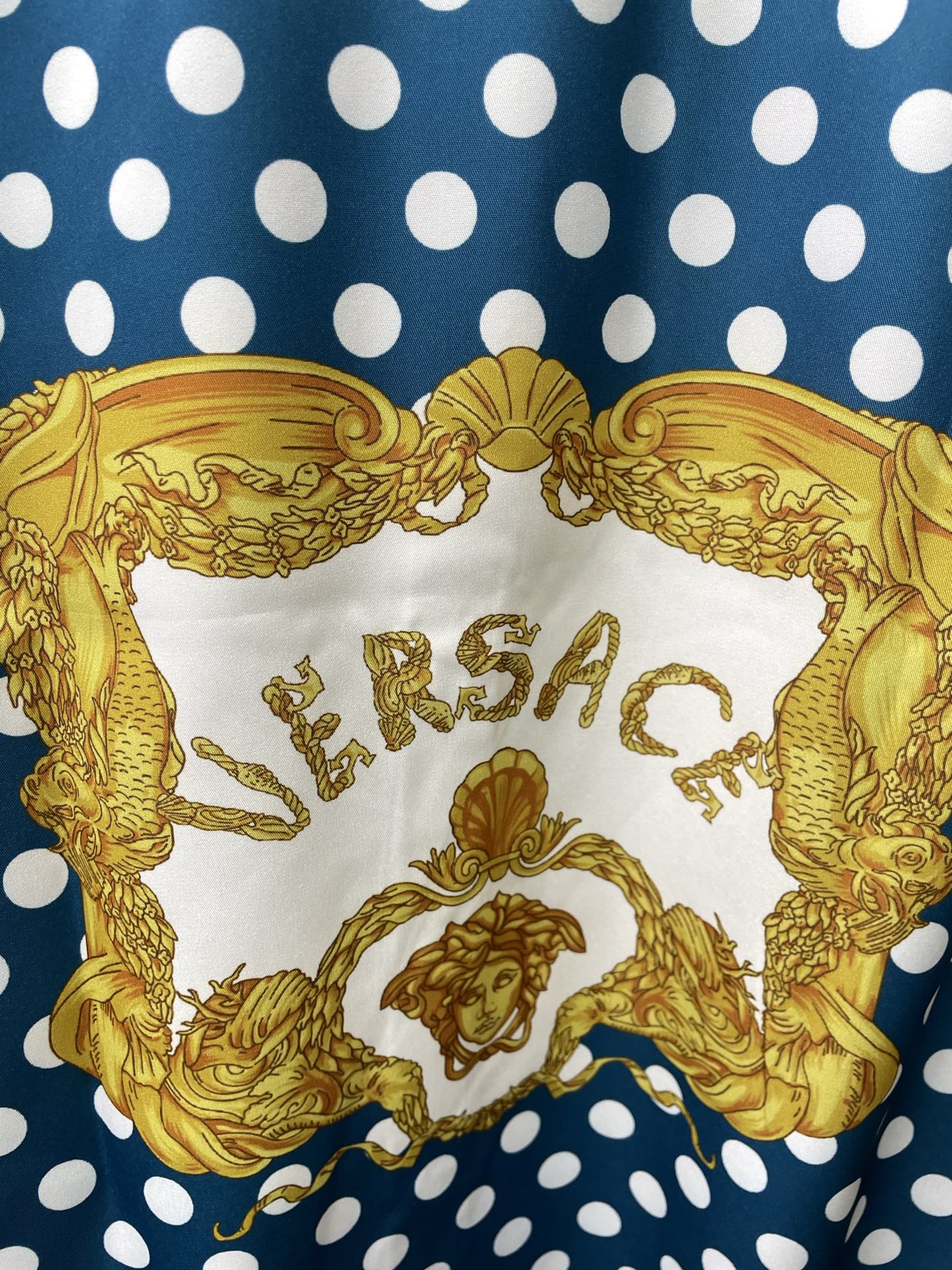 Versace范思哲💥砸锅卖铁都要上的新款新款男士休闲衬衫 高端定制 高端版本 时尚百搭爆款⚠️⚠️✨✨进口面料 手感超