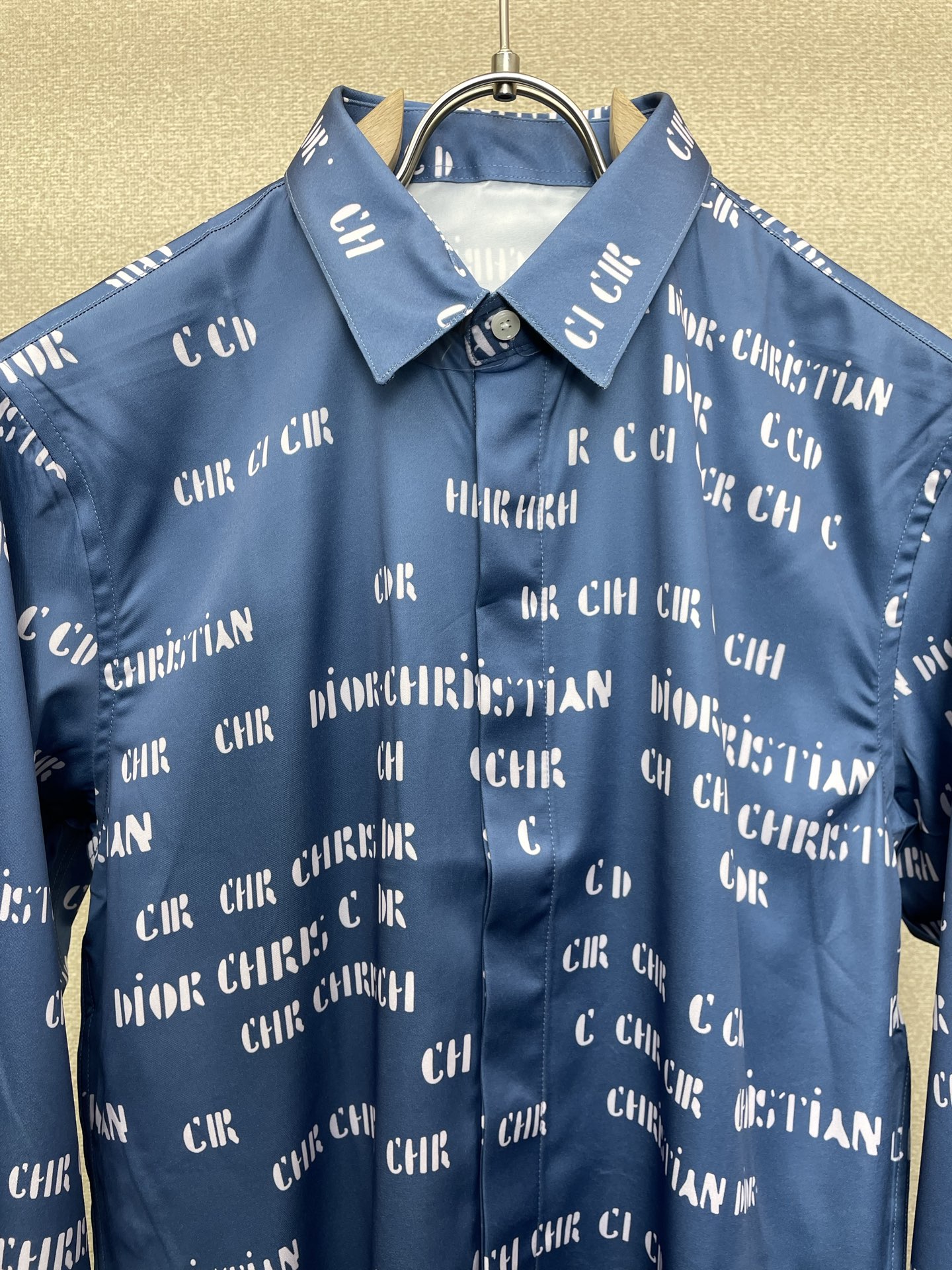 Dior迪奥💥独家专供新款男士休闲衬衫 高端定制 高端版本 时尚百搭爆款⚠️⚠️✨✨进口面料 手感超柔软细腻  穿着亲肤