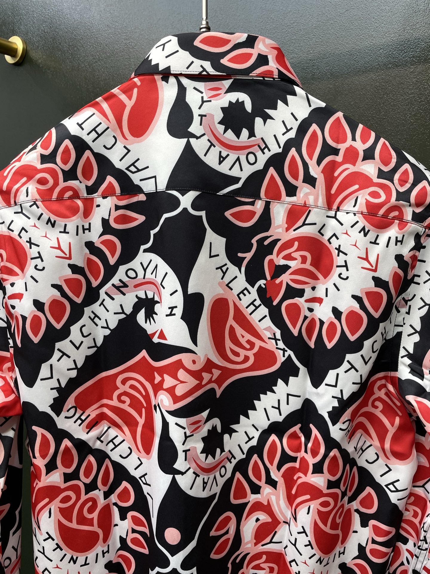Givenchy纪梵希💥砸锅卖铁都要上的新款新款男士休闲衬衫 高端定制 高端版本 时尚百搭爆款⚠️⚠️✨✨进口面料 手感