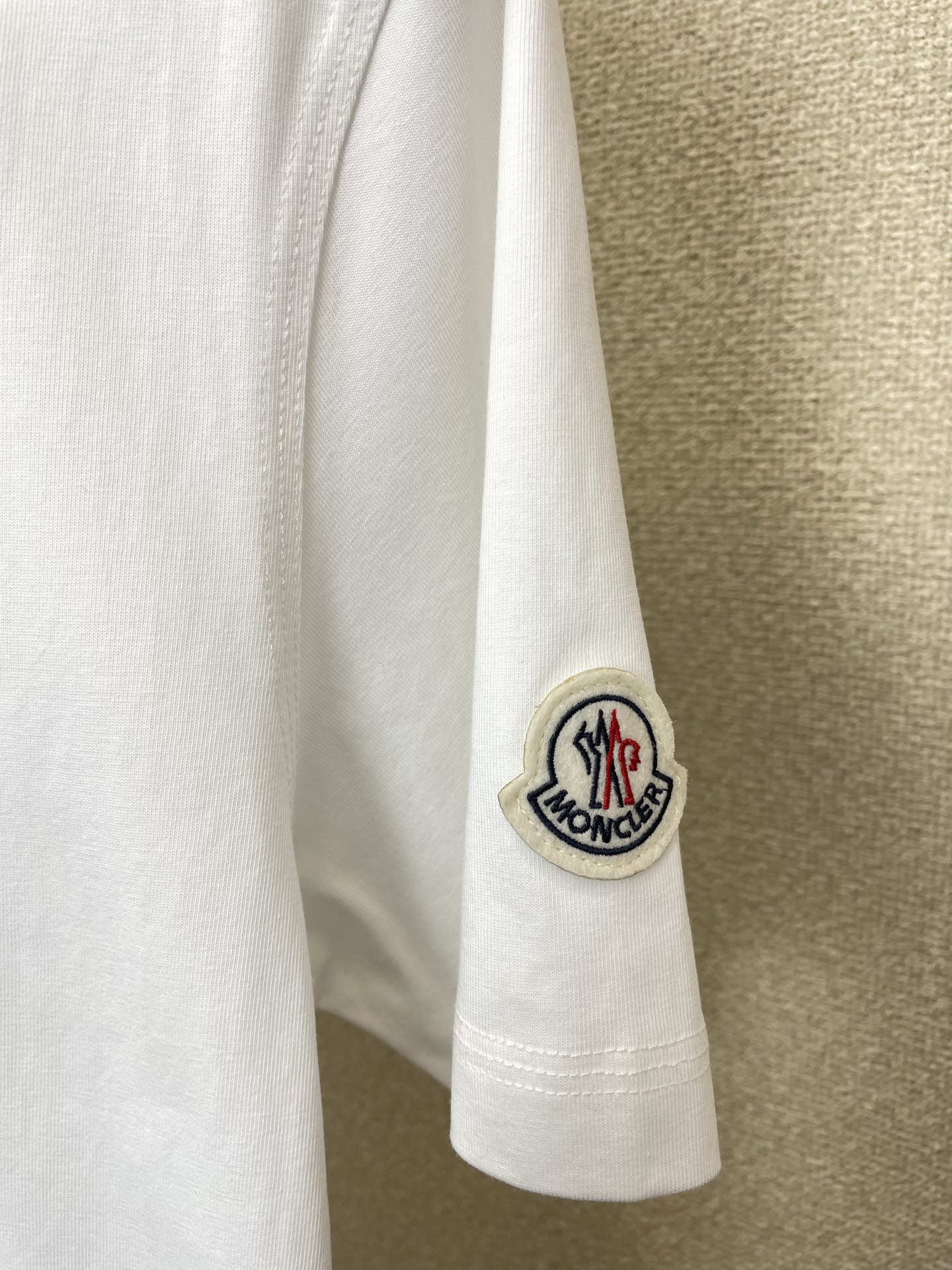 Moncler蒙口💥砸锅卖铁都要上的新款新款原单男士休闲短袖 高端定制 高端版本 时尚百搭爆款⚠️⚠️✨✨进口面料 手感