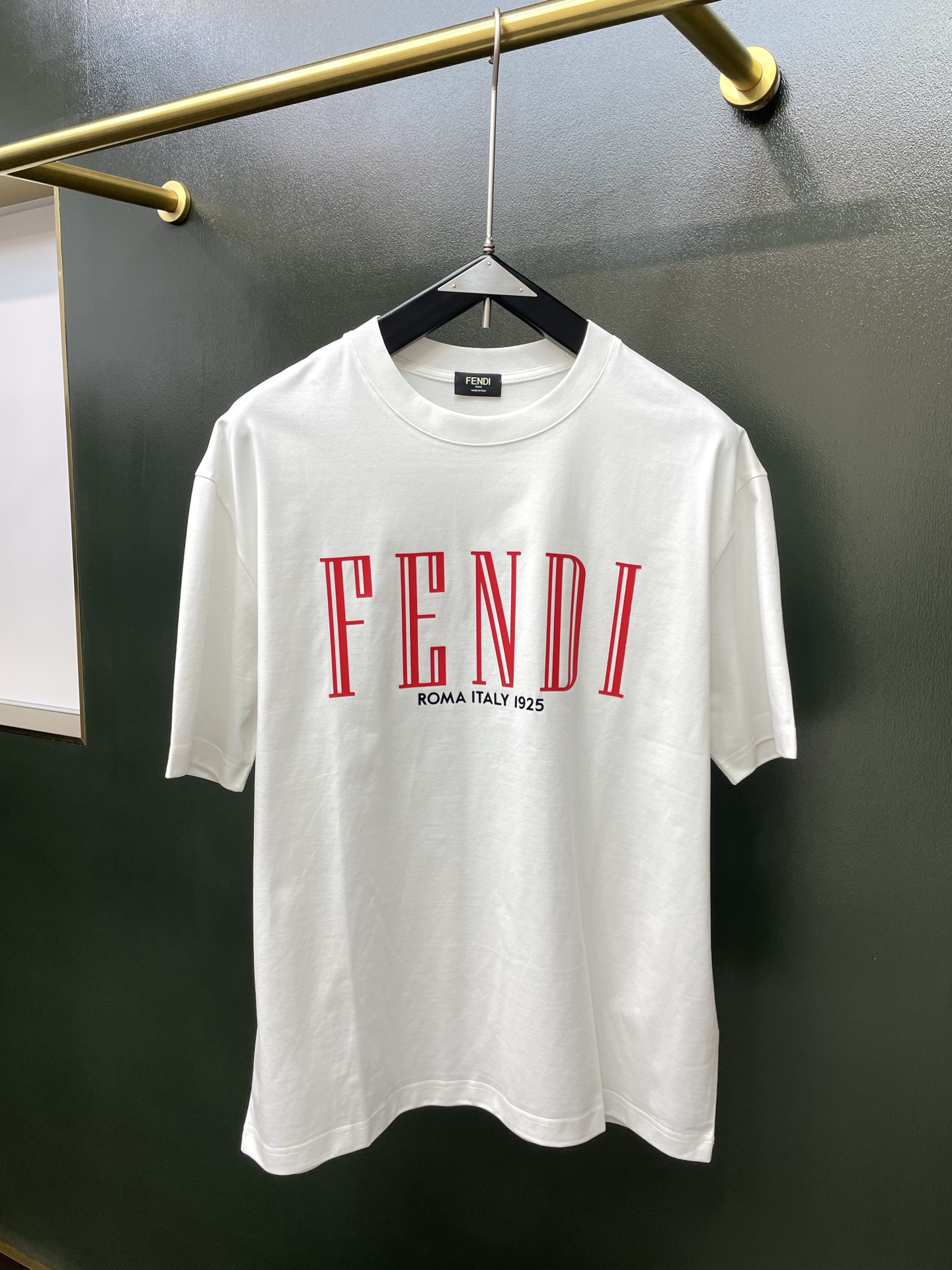 FENDI芬迪💥砸锅卖铁都要上的新款新款原单男士休闲短袖 高端定制 高端版本 时尚百搭爆款⚠️⚠️✨✨进口面料 手感超柔