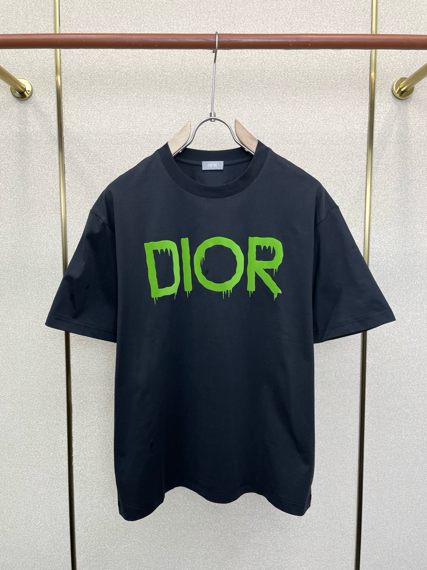Dior迪奥💥砸锅卖铁都要上的新款新款原单男士休闲短袖 高端定制 高端版本 时尚百搭爆款⚠️⚠️✨✨进口面料 手感超柔软