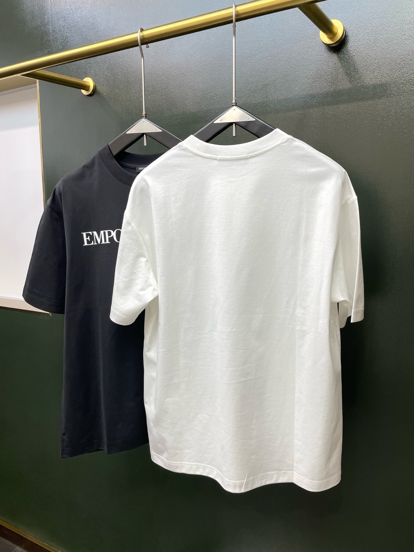 ARMANI阿玛尼💥砸锅卖铁都要上的新款新款原单男士休闲短袖 高端定制 高端版本 时尚百搭爆款⚠️⚠️✨✨进口面料 手感