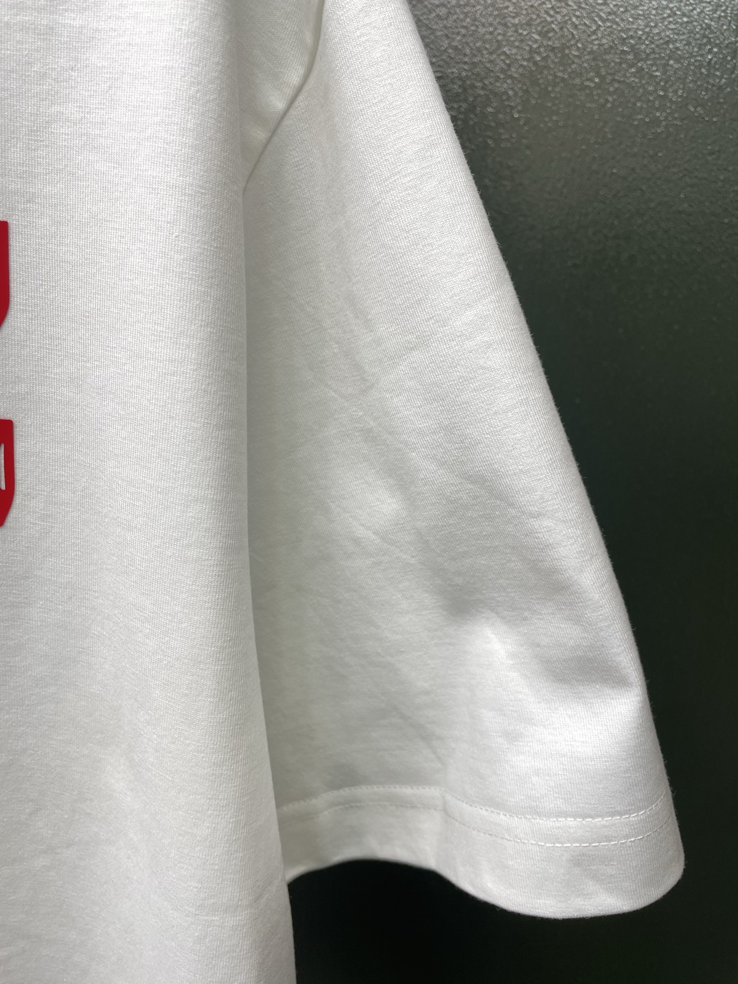 LOEWE罗意威💥砸锅卖铁都要上的新款新款原单男士休闲短袖 高端定制 高端版本 时尚百搭爆款⚠️⚠️✨✨进口面料 手感超