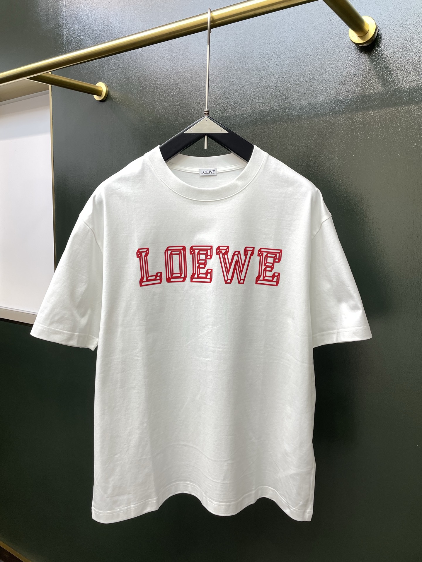 LOEWE罗意威💥砸锅卖铁都要上的新款新款原单男士休闲短袖 高端定制 高端版本 时尚百搭爆款⚠️⚠️✨✨进口面料 手感超