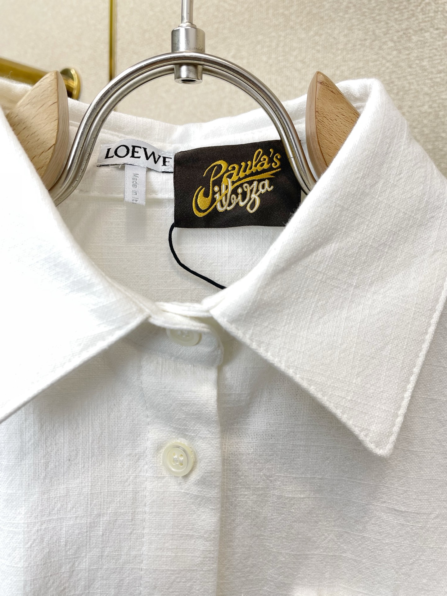 LOEWE罗意威👚砸锅卖铁都要上的新款👚新款女装休闲长袖 高端版本！独特设计 专柜定制面料 透气舒适度高，细节无可挑剔，