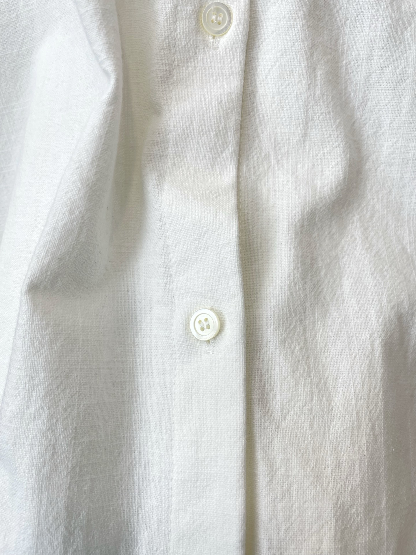 LOEWE罗意威👚砸锅卖铁都要上的新款👚新款女装休闲长袖 高端版本！独特设计 专柜定制面料 透气舒适度高，细节无可挑剔，