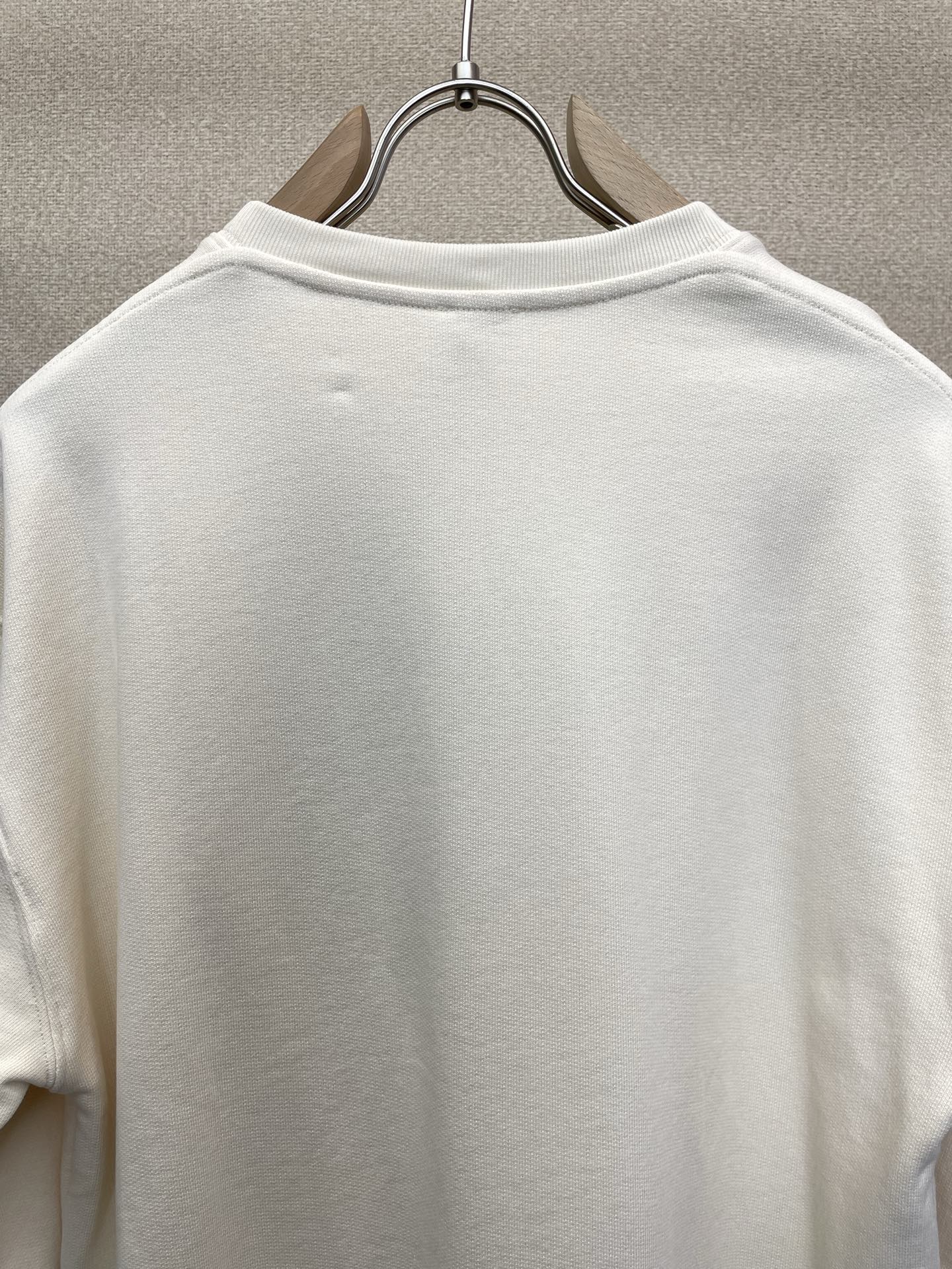 LOEWE罗意威💥砸锅卖铁都要上的新款新款专柜同款卫衣外套 透气舒适休闲！高级感满满！细节精致高档，做工无可挑剔！原版高