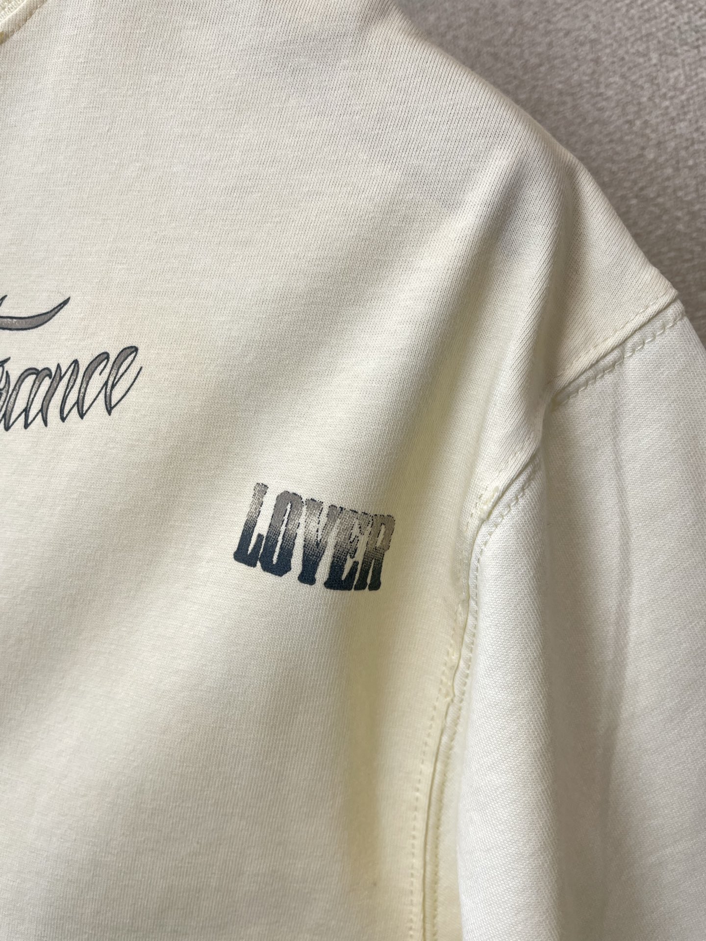 Balenciaga巴黎世家💥砸锅卖铁都要上的新款新款原单男士休闲提花短袖 高端定制 高端版本 时尚百搭爆款⚠️⚠️✨✨