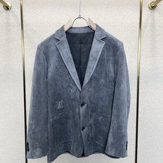 Louis Vuitton路易威登💥砸锅卖铁都要上的新款新款原单男士休闲西服外套 高端定制 高端版本 时尚百搭爆款⚠️⚠ Louis Vuitton路易威登💥砸锅卖铁都要上的新款新款原单男士休闲西服外套 高端定制 高端版本 时尚百搭爆款⚠️⚠