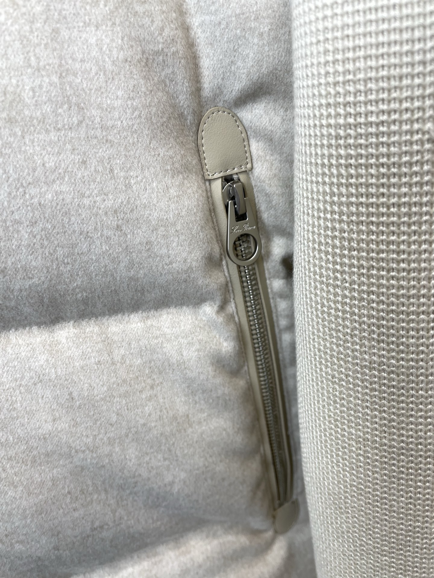 羽绒服-Loro piana-Loro Piana诺悠翩雅💥砸锅卖铁都要上的新款新款原单男士休闲连帽羽绒服 高端定制 高
