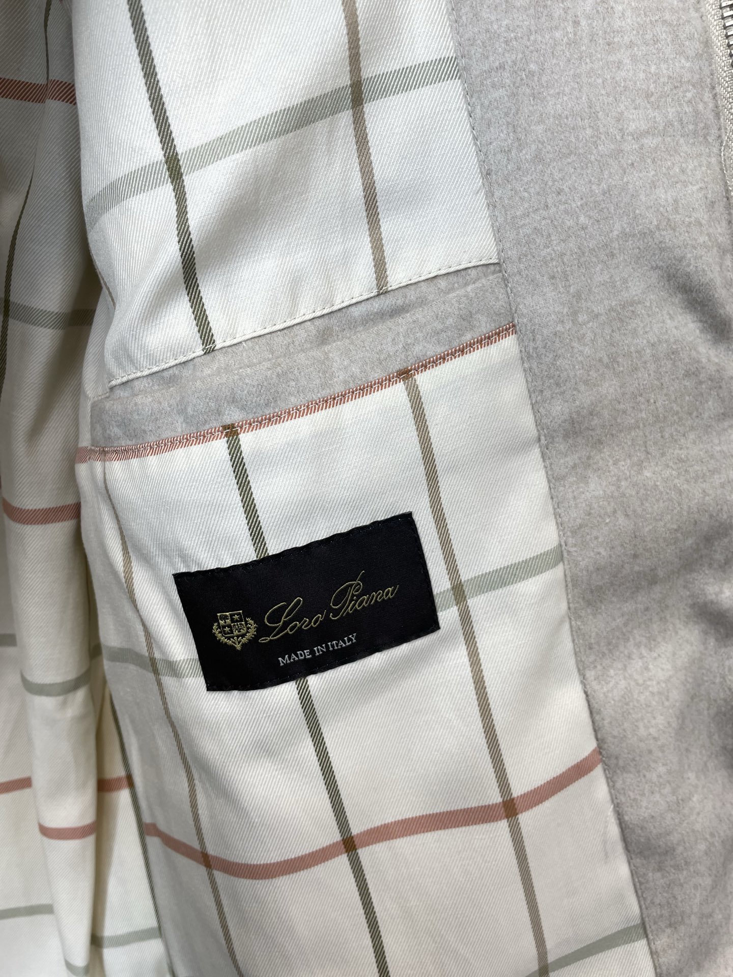 羽绒服-Loro piana-Loro Piana诺悠翩雅💥砸锅卖铁都要上的新款新款原单男士休闲连帽羽绒服 高端定制 高