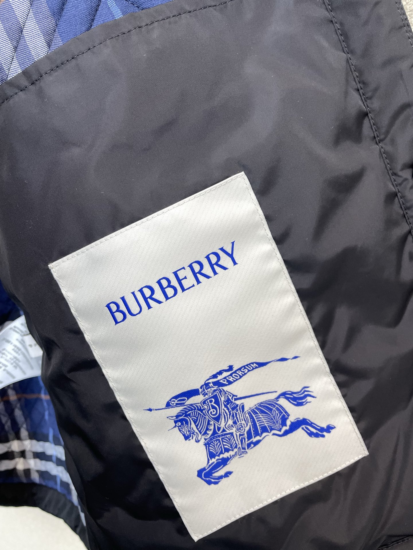Burberry巴宝莉💥砸锅卖铁都要上的新款新款原单男士休闲翻领棉服 高端定制 高端版本 时尚百搭爆款⚠️⚠️✨✨进口面