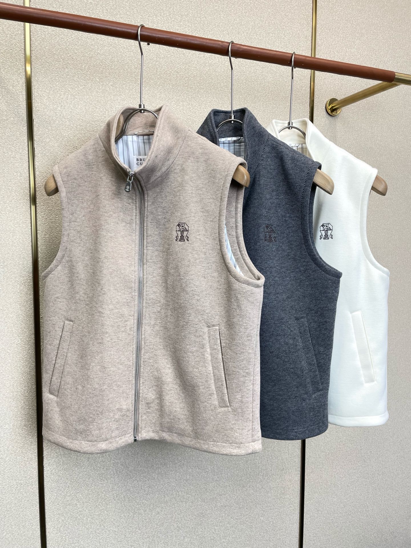 BC-Brunello Cucinali布鲁内洛·库奇内利💥砸锅卖铁都要上的新款新款原单男士休闲立领马甲 高端定制 高端