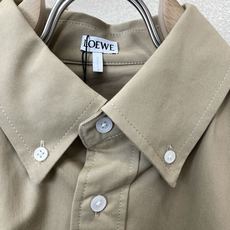 LOEWE罗意威💥砸锅卖铁都要上的新款最新时尚衬衫 经典设计与颜值爆棚的外套 品质更是无法挑剔品控可以直接入手,不容过错 LOEWE罗意威💥砸锅卖铁都要上的新款最新时尚衬衫 经典设计与颜值爆棚的外套 品质更是无法挑剔品控可以直接入手,不容过错