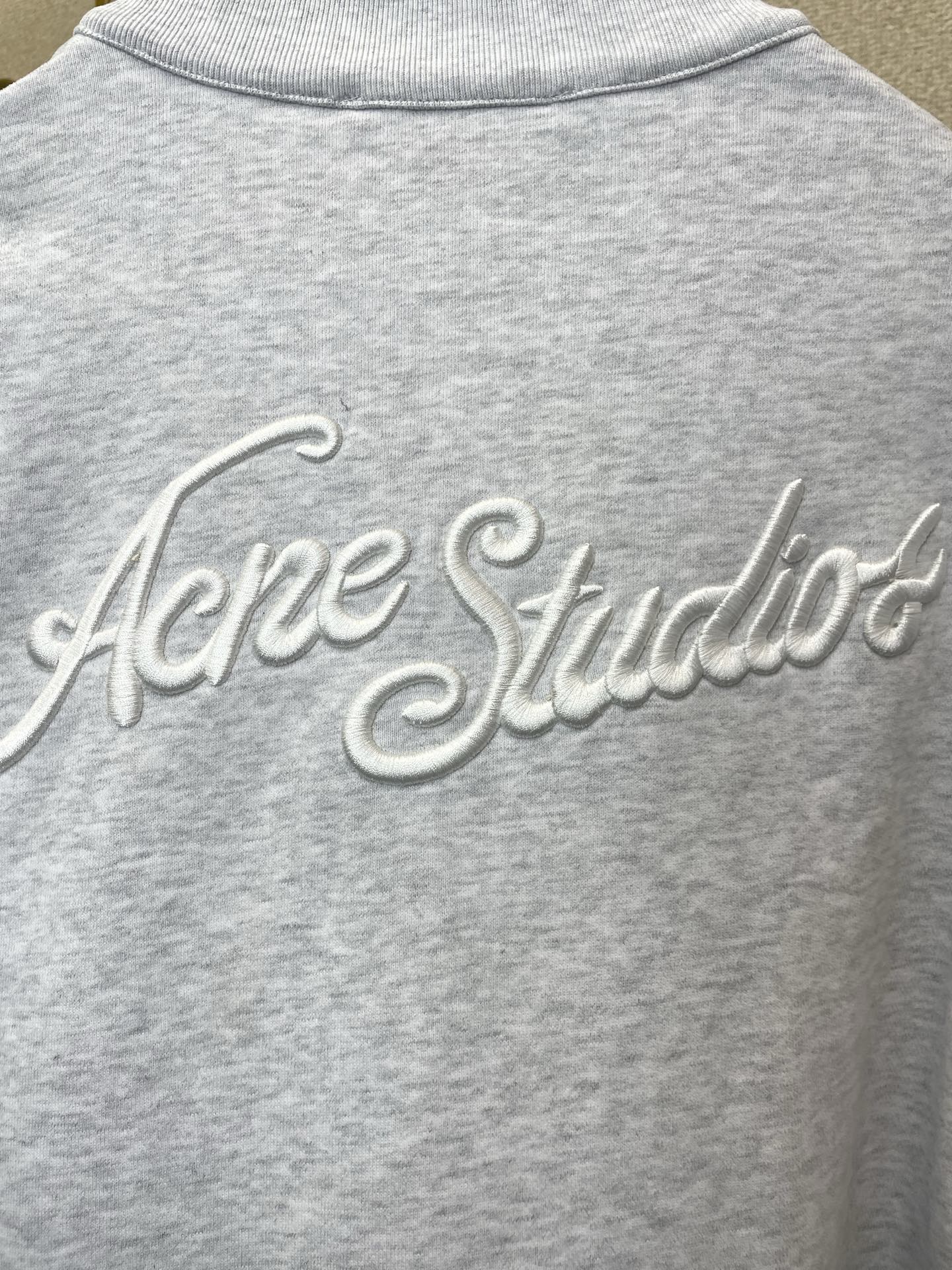 Acne Studios💥砸锅卖铁都要上的新款最新时尚立领外套 经典设计与颜值爆棚的外套 品质更是无法挑剔品控可以直接入 Acne Studios💥砸锅卖铁都要上的新款最新时尚立领外套 经典设计与颜值爆棚的外套 品质更是无法挑剔品控可以直接入