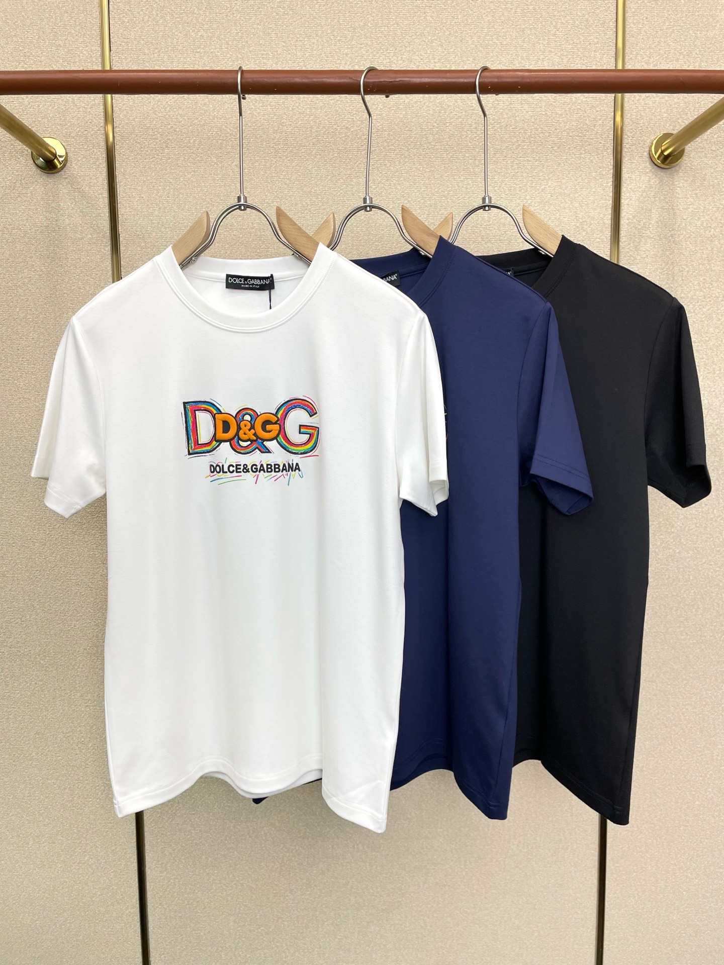 Dolce&Gabbana杜嘉班纳💥砸锅卖铁都要上的新款新款原单男士休闲短袖 高端定制 高端版本 时尚百搭爆款⚠️⚠️✨