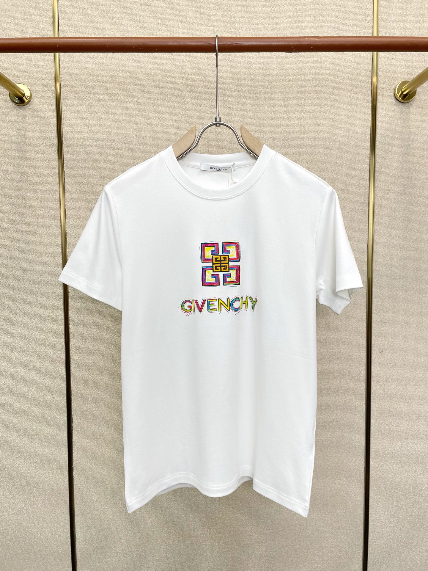 Givenchy纪梵希💥砸锅卖铁都要上的新款新款原单男士休闲短袖 高端定制 高端版本 时尚百搭爆款⚠️⚠️✨✨进口面料 